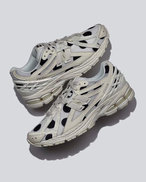 New balance online rock the dots